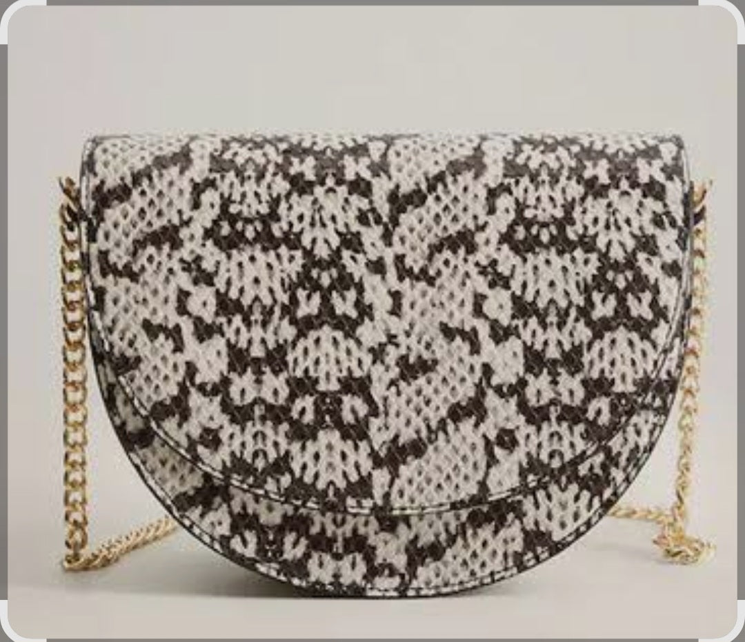 Cartera Mango