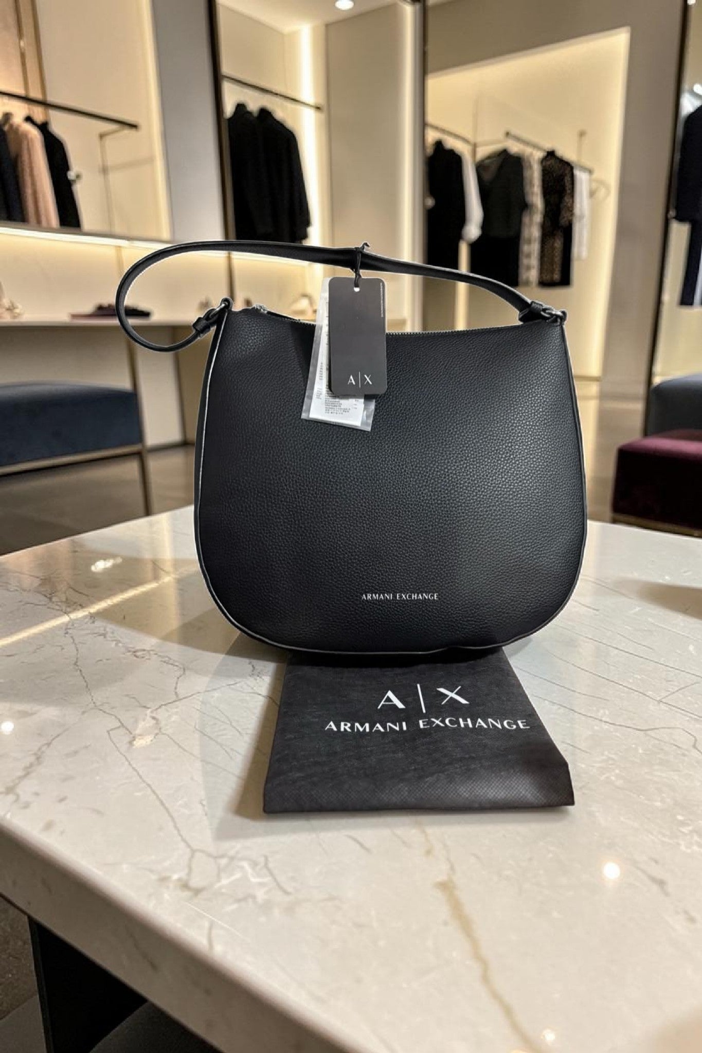 Armani Cartera