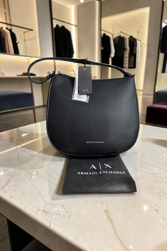 Armani Cartera