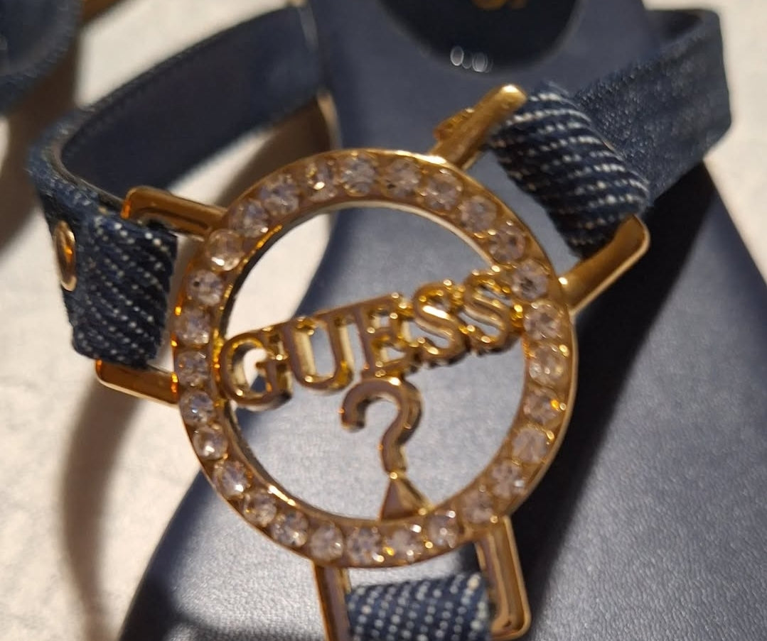 Sandalias Guess
