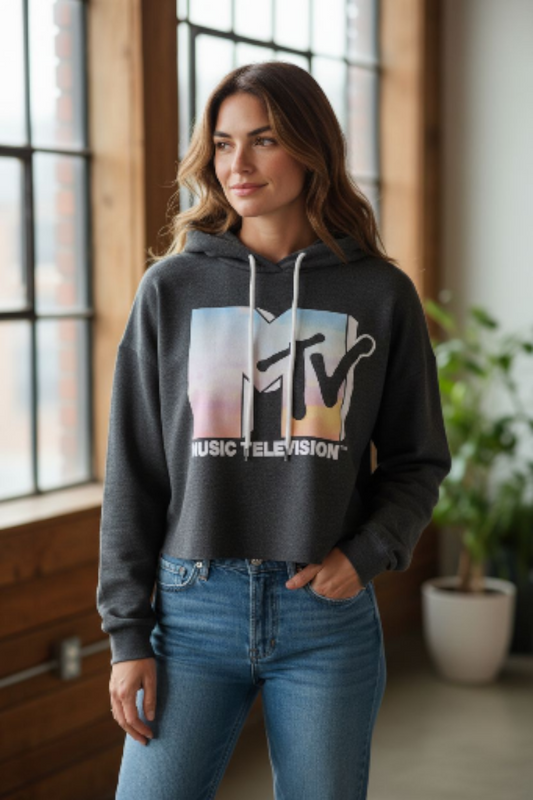 Polerón Crop MTV – Estilo urbano.