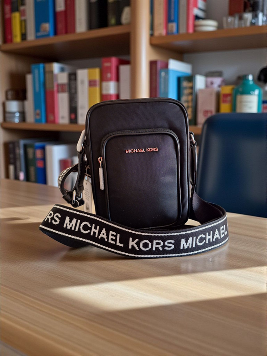 Cartera khai Michael Kors small Negro