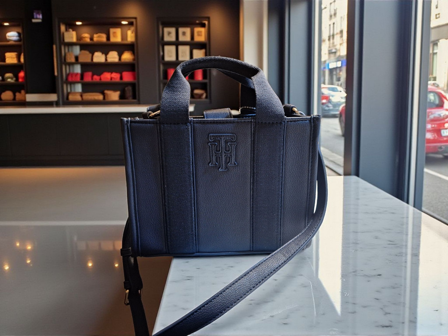 Mini Tote Tommy Hilfiger azul marino