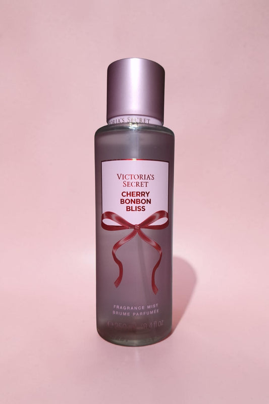 Victoria Secret. Cherry Bonbon Bliss: Una Tentación Dulce y Coqueta.