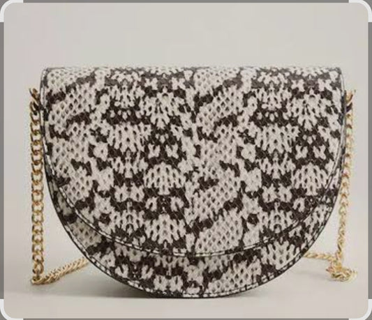 Cartera Mango